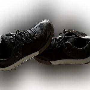 CHACO Hiking Sneakers 👟